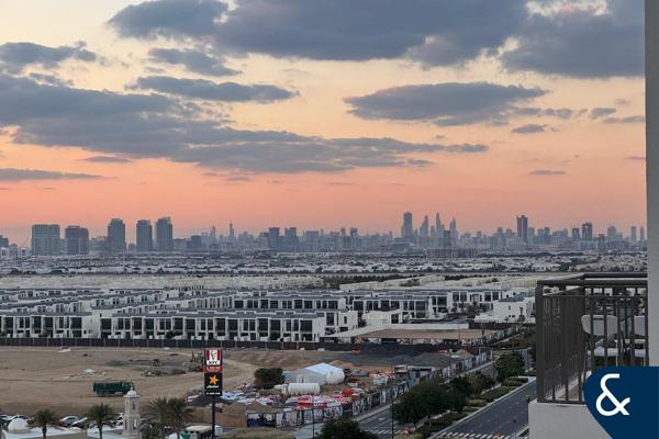 Upgraded Kitchen | Vacant | Sunset Views